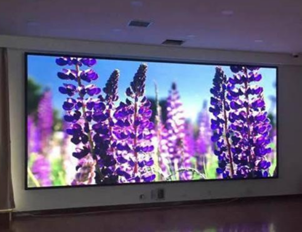 小間距全彩led顯示屏在商顯市場(chǎng)嶄露頭角！